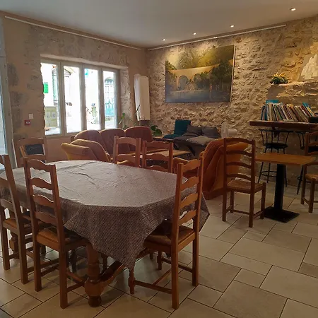 Hostel Le Diablotin-2